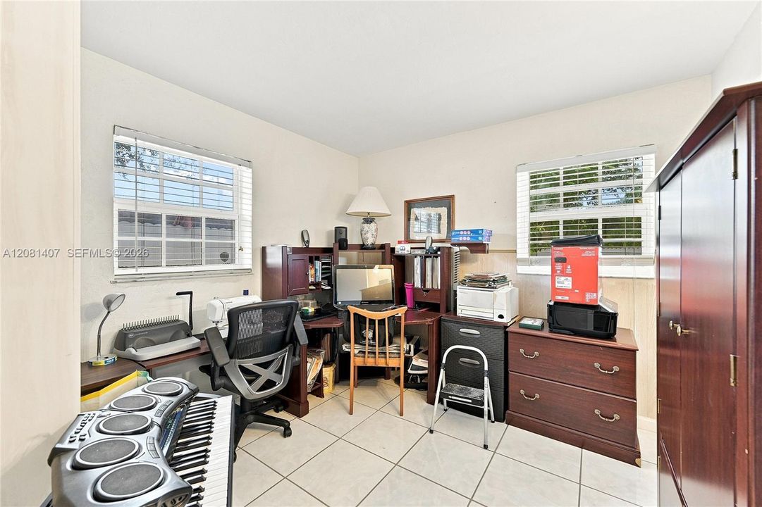 En Venta: $599,999 (4 camas, 2 baños, 1782 Pies cuadrados)