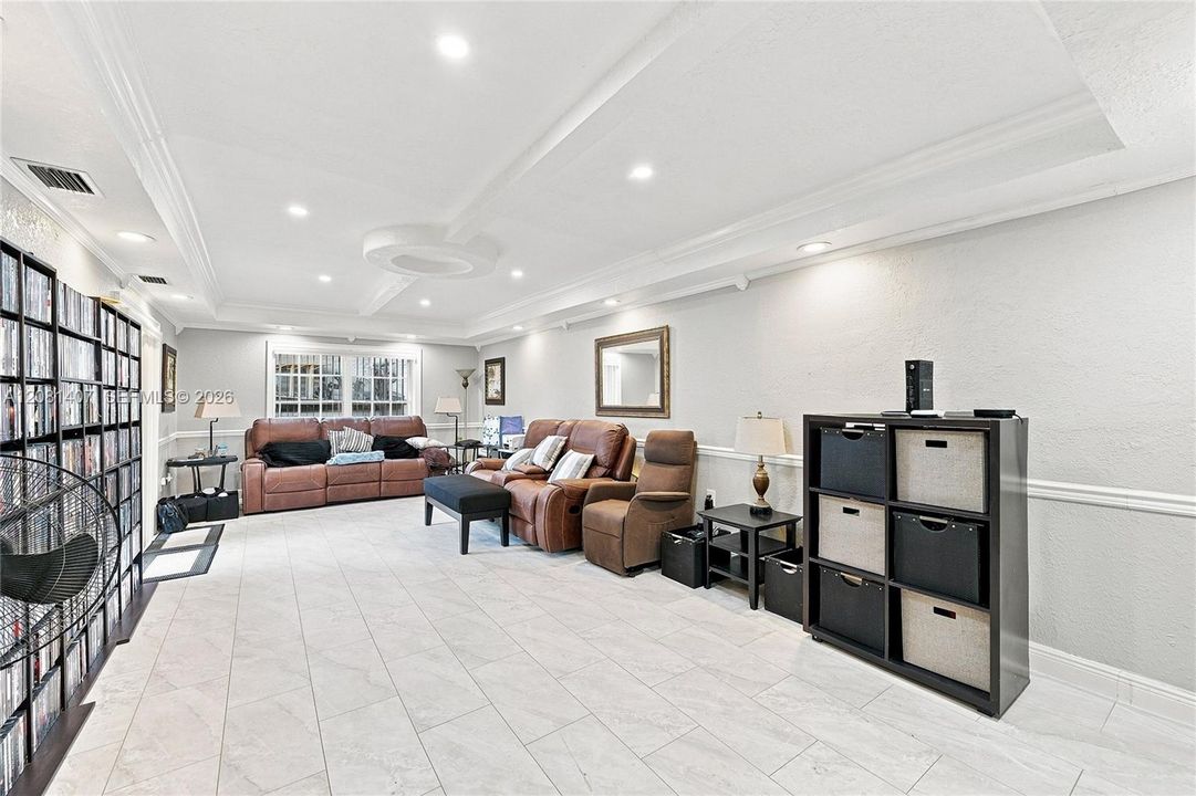 En Venta: $599,999 (4 camas, 2 baños, 1782 Pies cuadrados)