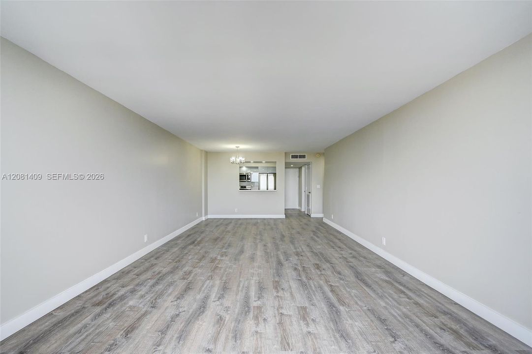 En Venta: $475,000 (1 camas, 1 baños, 1000 Pies cuadrados)