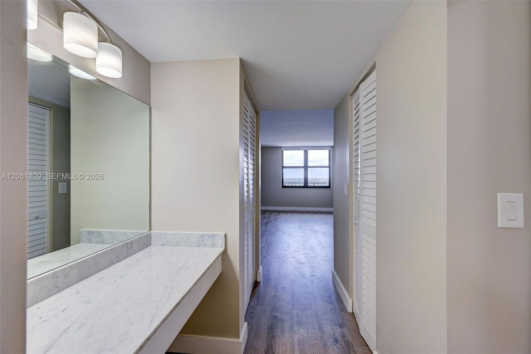 En Venta: $475,000 (1 camas, 1 baños, 1000 Pies cuadrados)
