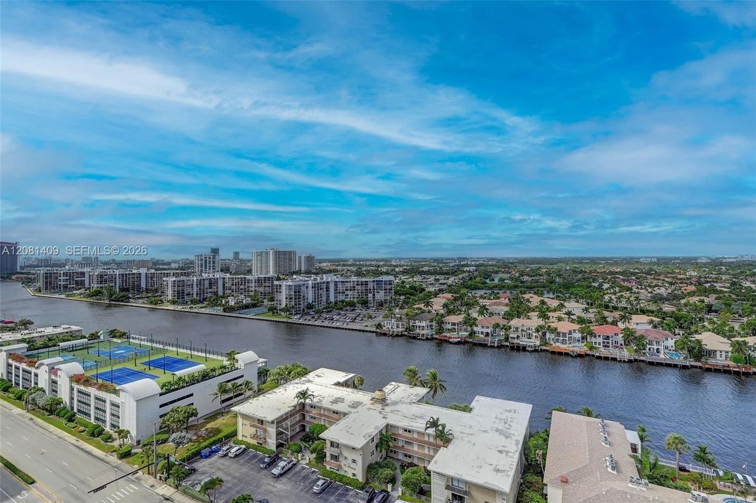 En Venta: $475,000 (1 camas, 1 baños, 1000 Pies cuadrados)