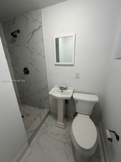 For Rent: $1,450 (1 beds, 1 baths, 3650 Square Feet)