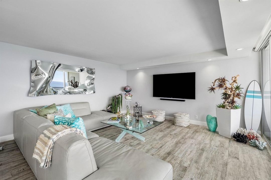 007-2800SouthOceanBoulevard-17L-BocaRato