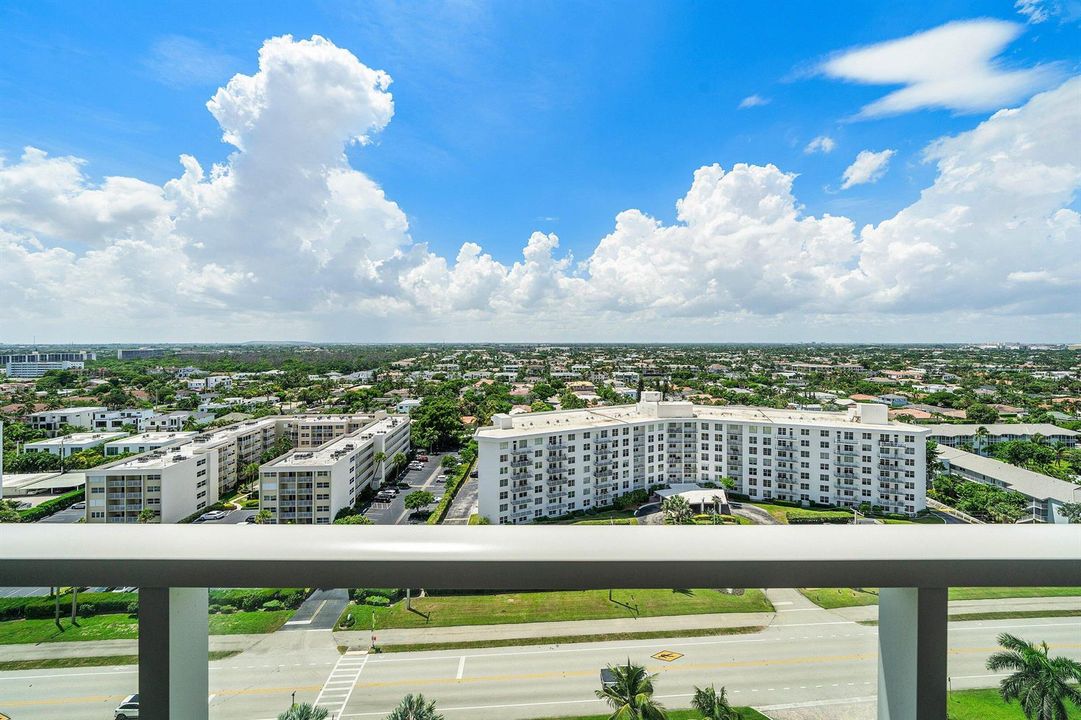 027-2800SouthOceanBoulevard-17L-BocaRato