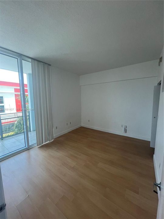 For Rent: $2,475 (1 beds, 1 baths, 679 Square Feet)