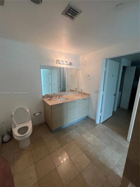 For Rent: $2,475 (1 beds, 1 baths, 679 Square Feet)
