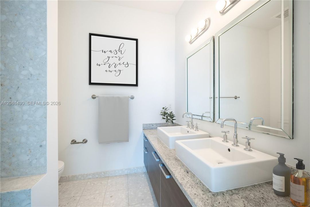 В аренду: $4,200 (2 спален, 2 ванн, 1300 Квадратных фут)