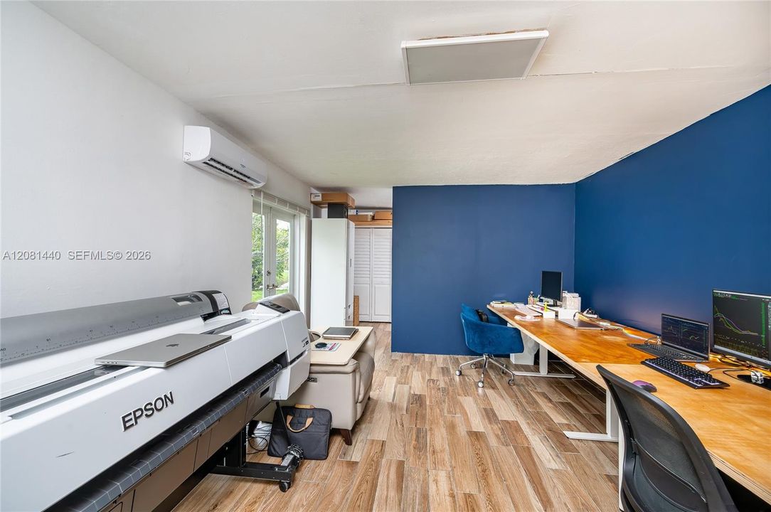 For Sale: $797,000 (4 beds, 2 baths, 1343 Square Feet)