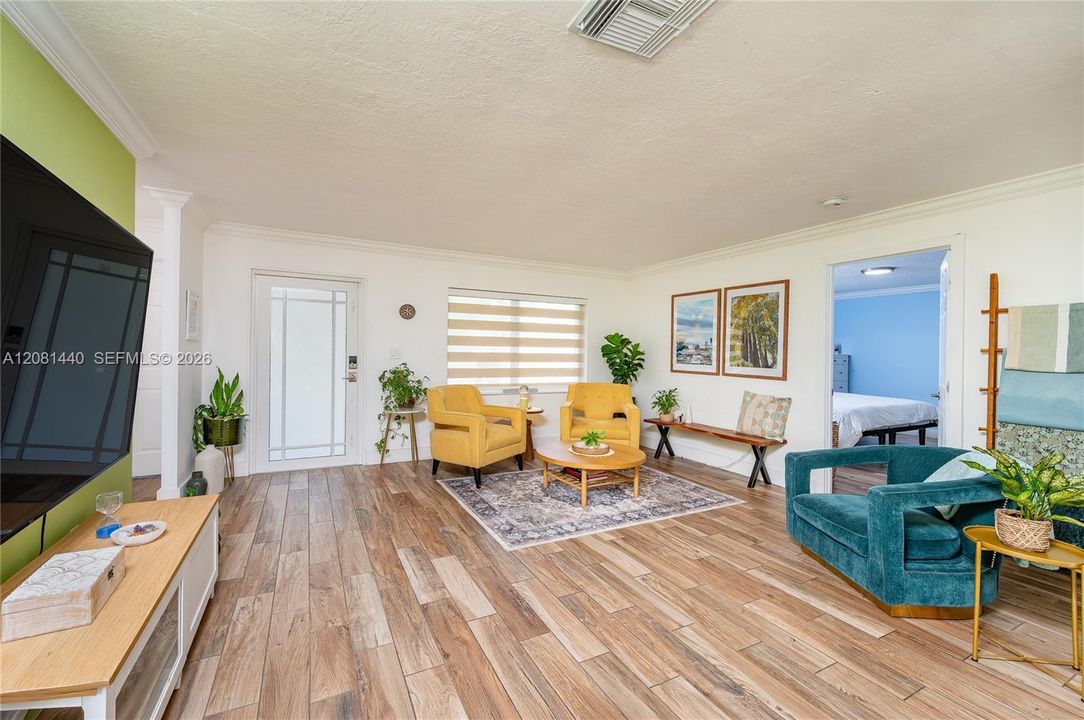 For Sale: $797,000 (4 beds, 2 baths, 1343 Square Feet)