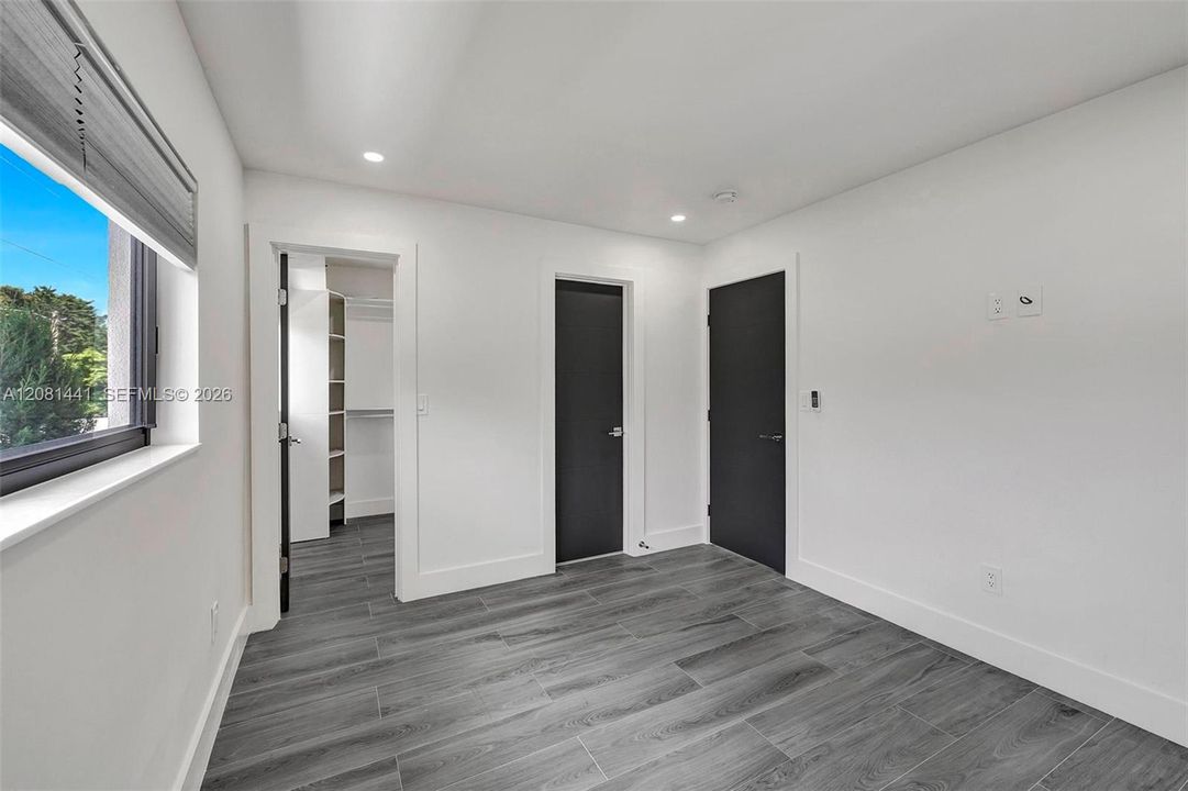 For Rent: $2,000 (1 beds, 1 baths, 0 Square Feet)