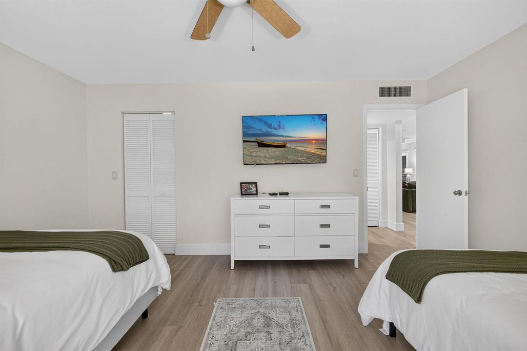 25-web-or-mls-5D1A0968