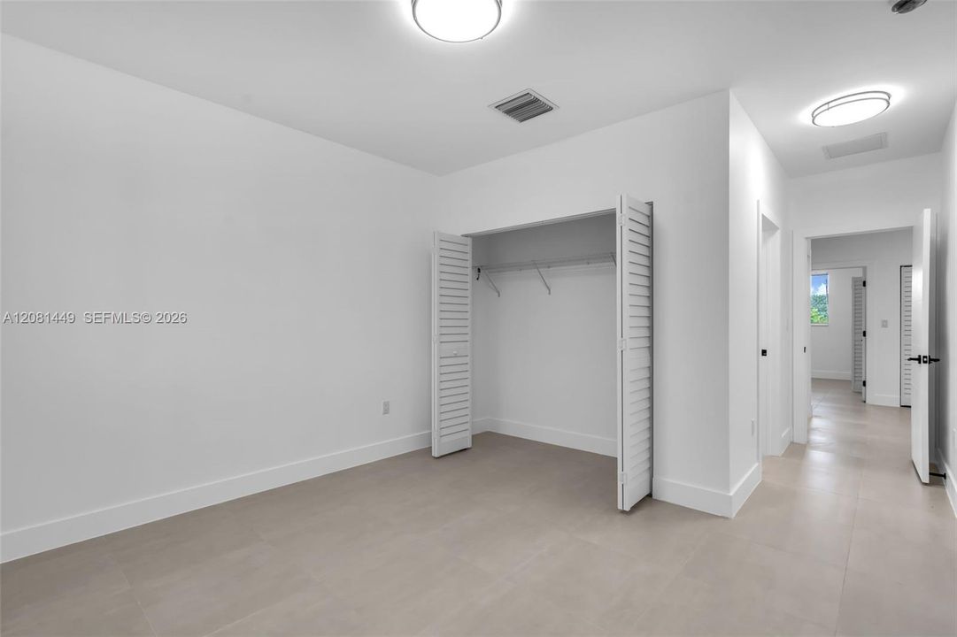 For Rent: $2,850 (3 beds, 2 baths, 1150 Square Feet)