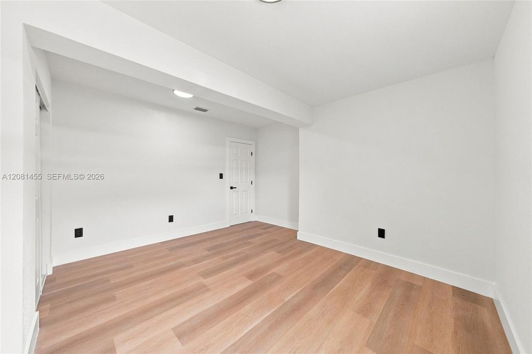 BEDROOM #1