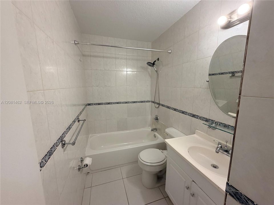 В аренду: $2,600 (2 спален, 2 ванн, 1120 Квадратных фут)