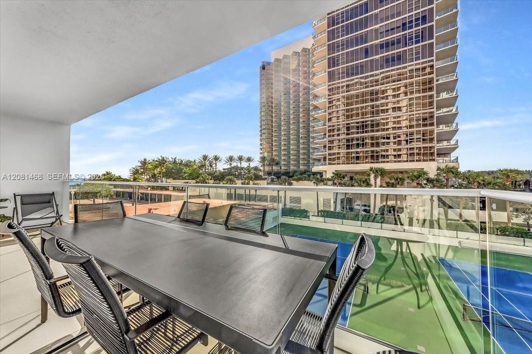En Venta: $1,995,000 (3 camas, 2 baños, 1688 Pies cuadrados)