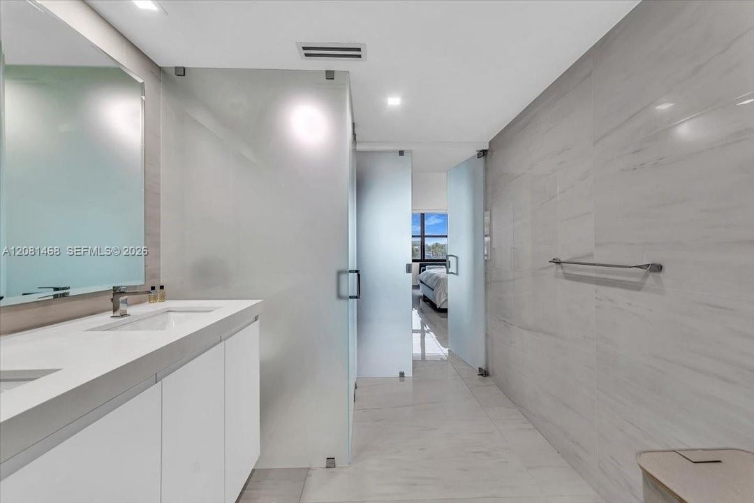 En Venta: $1,995,000 (3 camas, 2 baños, 1688 Pies cuadrados)