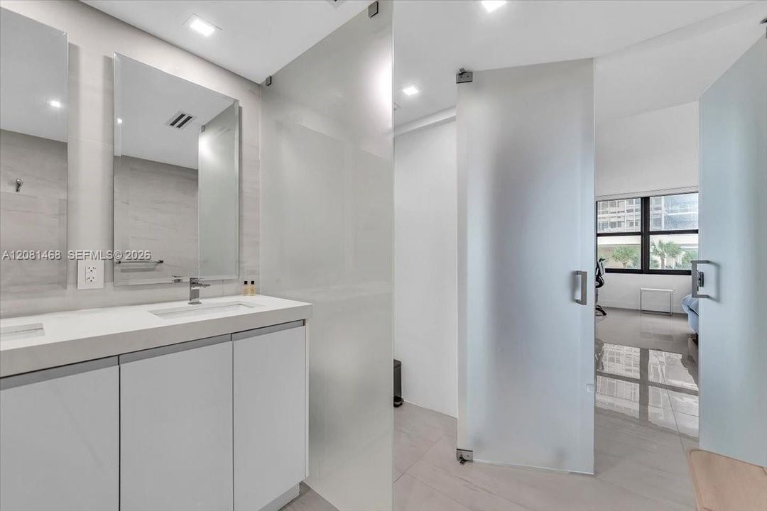 En Venta: $1,995,000 (3 camas, 2 baños, 1688 Pies cuadrados)