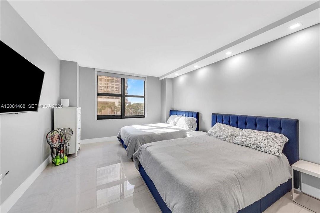 En Venta: $1,995,000 (3 camas, 2 baños, 1688 Pies cuadrados)