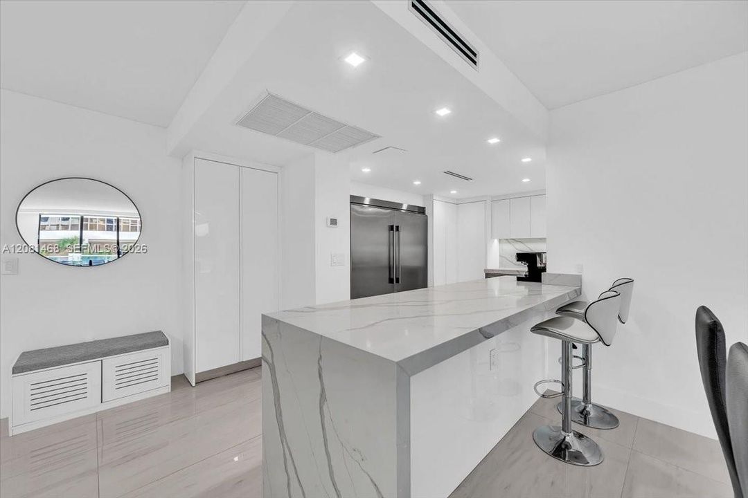 En Venta: $1,995,000 (3 camas, 2 baños, 1688 Pies cuadrados)