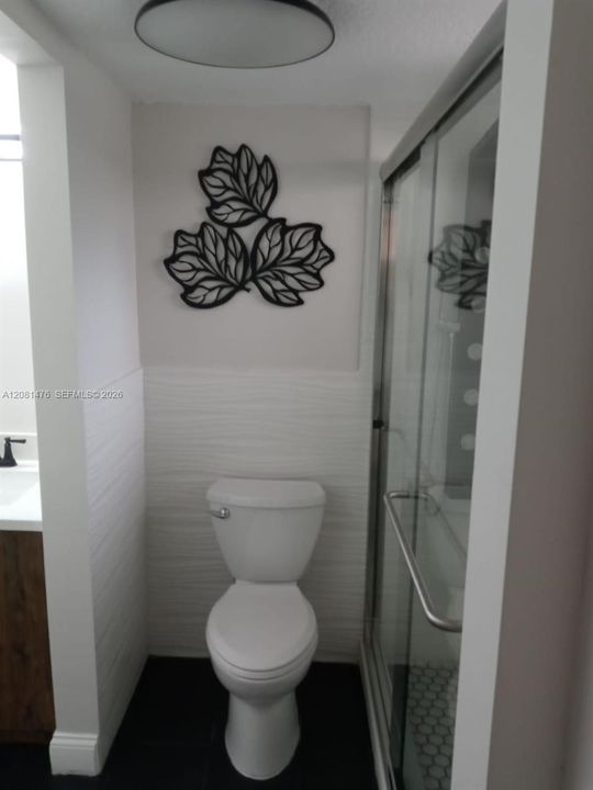 For Rent: $1,995 (1 beds, 1 baths, 690 Square Feet)