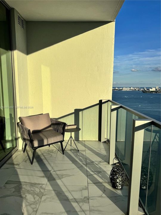 En Venta: $650,000 (1 camas, 2 baños, 790 Pies cuadrados)