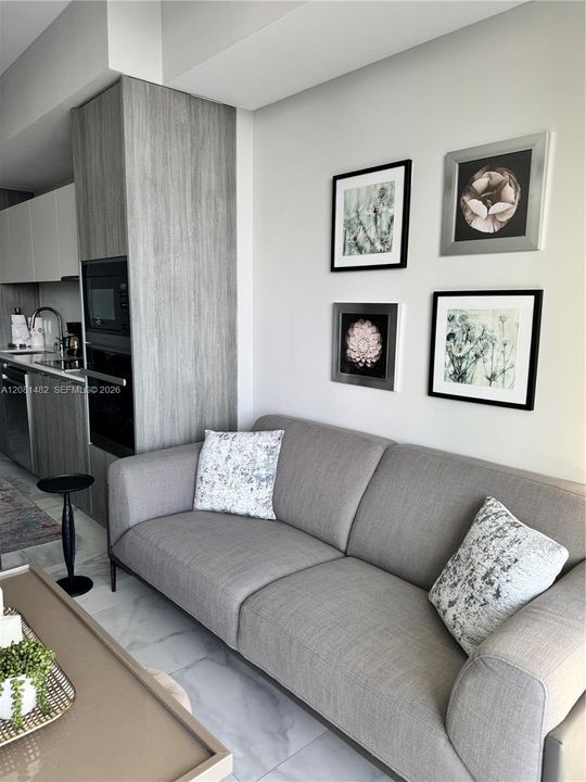 En Venta: $650,000 (1 camas, 2 baños, 790 Pies cuadrados)