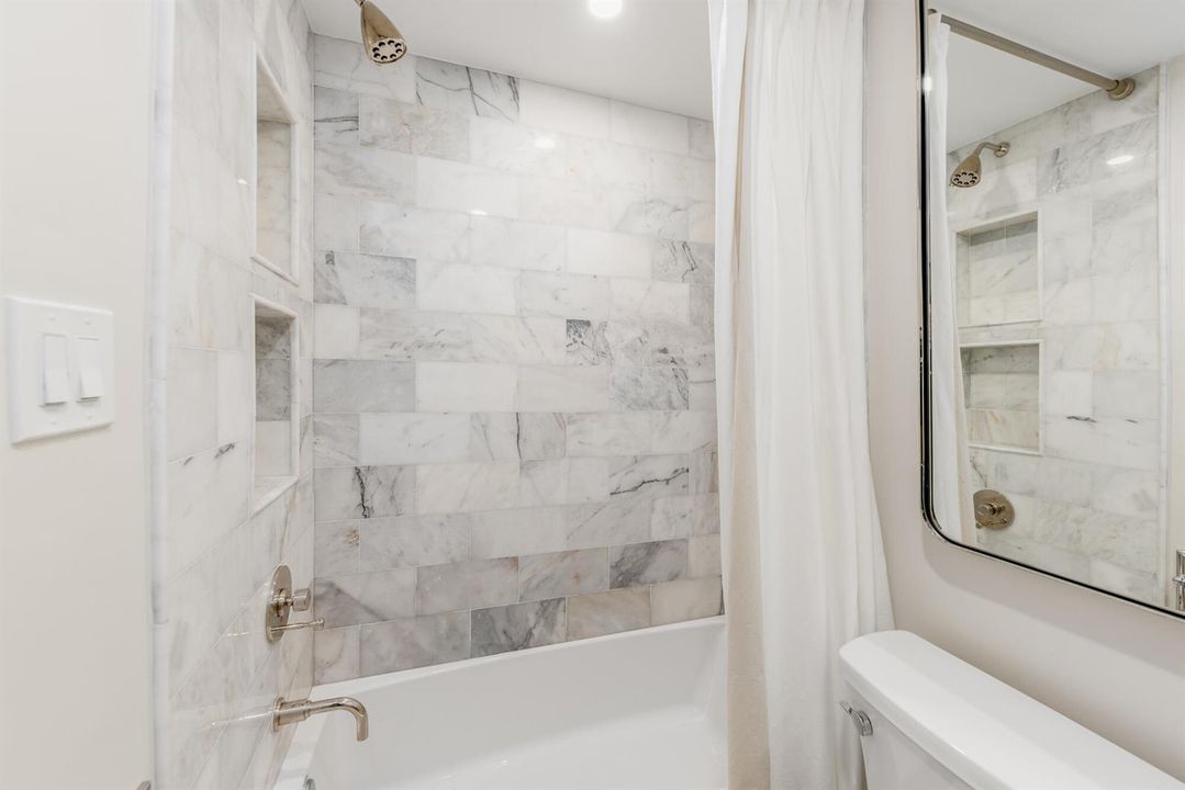 235 Sunrise Ave #2211, Palm Beach, FL 33