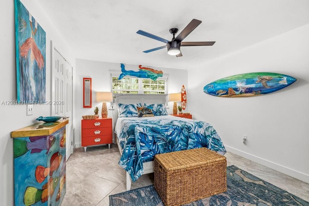 For Sale: $350,000 (2 beds, 2 baths, 1130 Square Feet)