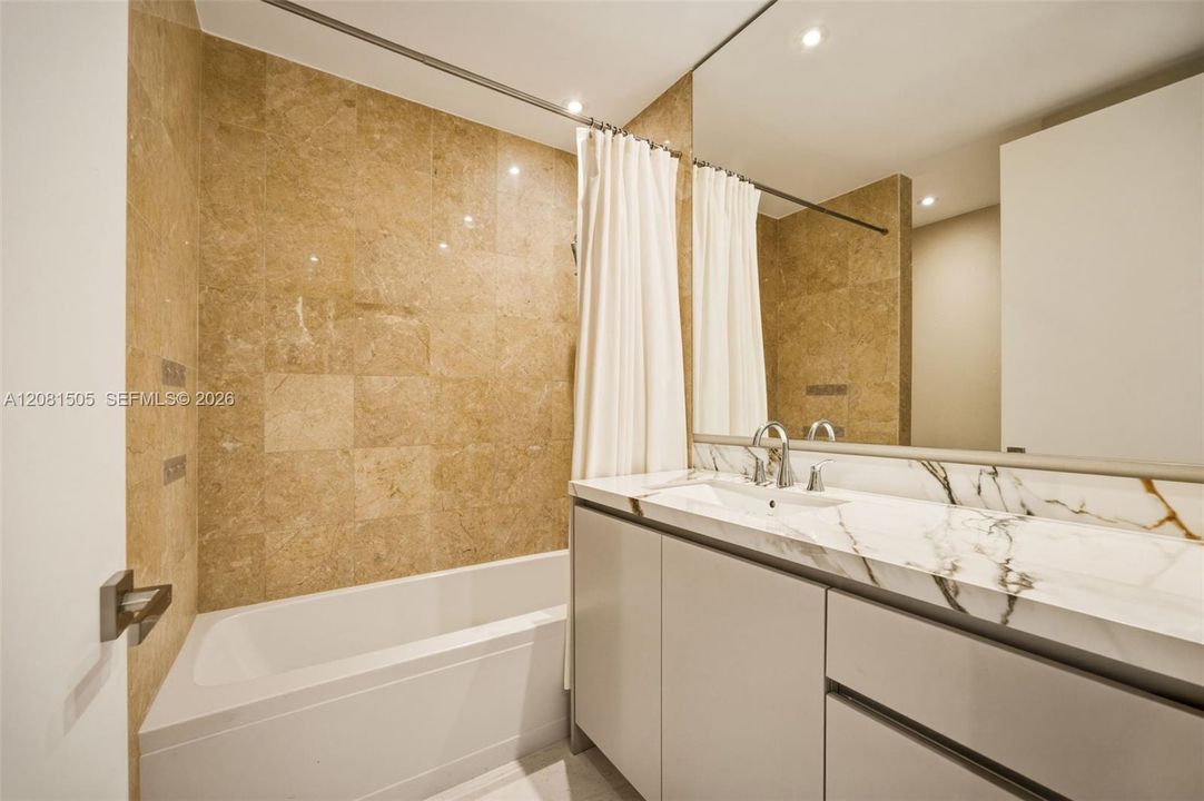 На продажу: $4,200,000 (4 спален, 4 ванн, 2860 Квадратных фут)