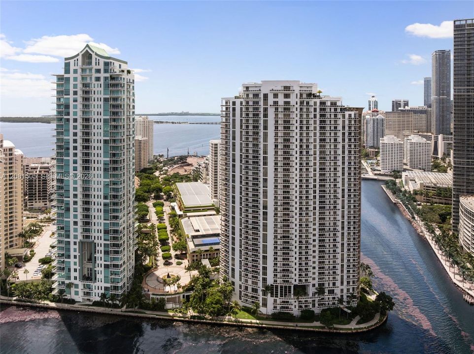 На продажу: $4,200,000 (4 спален, 4 ванн, 2860 Квадратных фут)