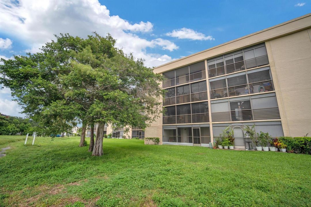 Lake side of bldg