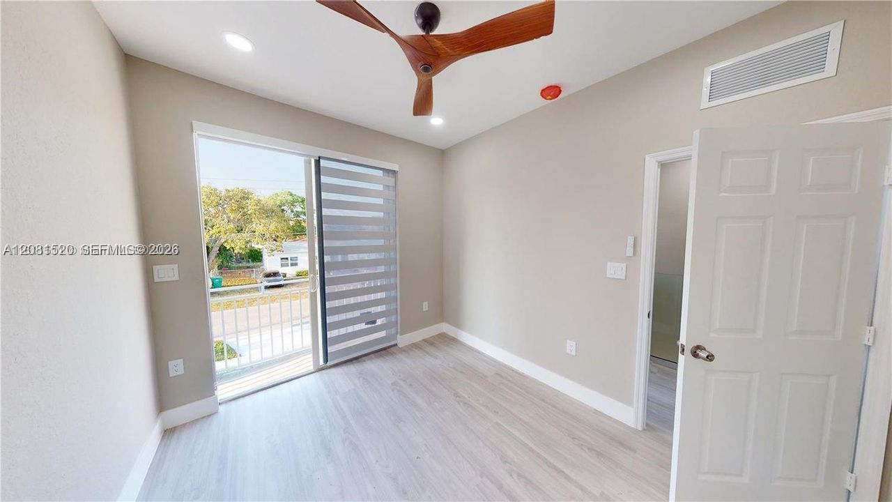 В аренду: $3,600 (2 спален, 2 ванн, 1222 Квадратных фут)