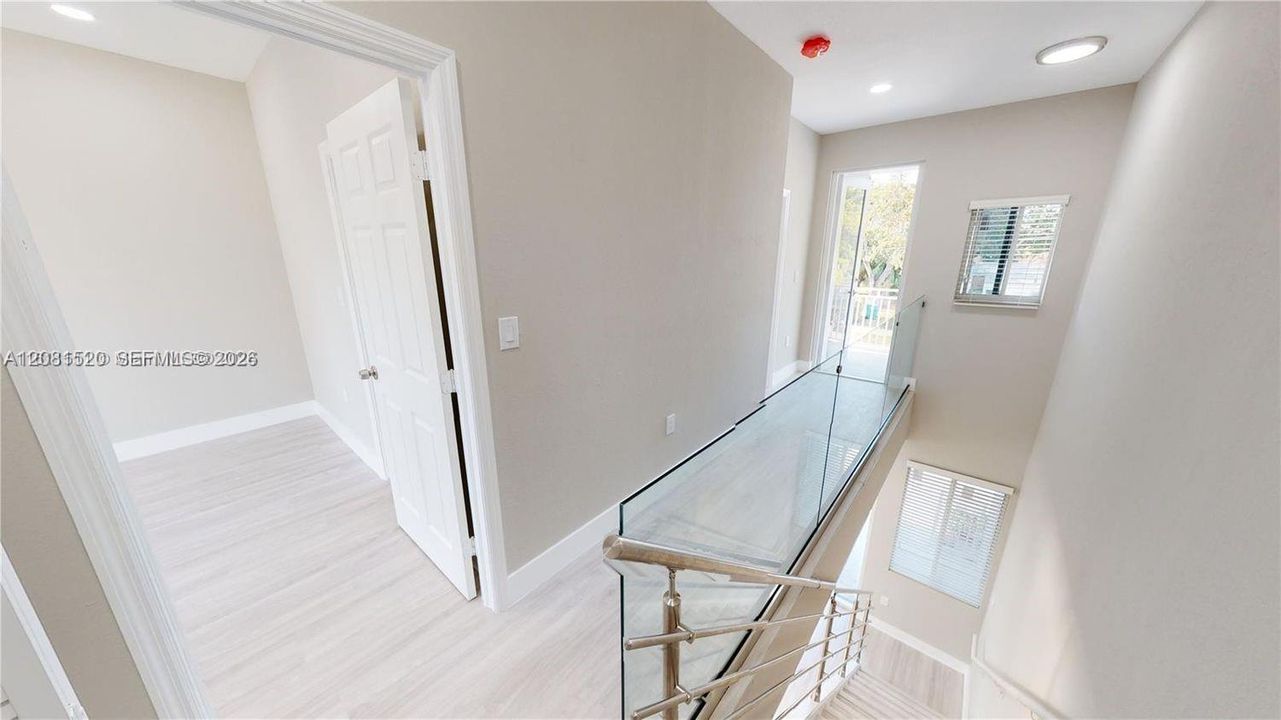 В аренду: $3,600 (2 спален, 2 ванн, 1222 Квадратных фут)