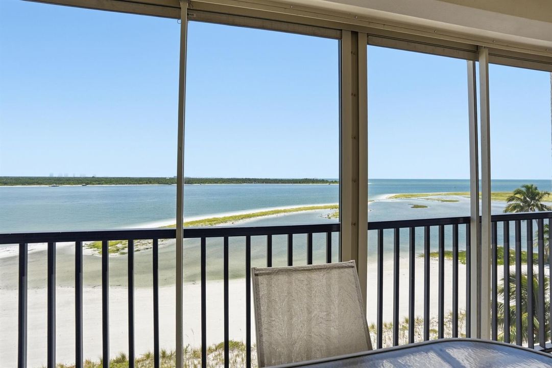 39_8402 estero blvd unit 405-038