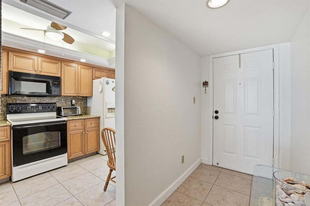 9_8402 estero blvd unit 405-009