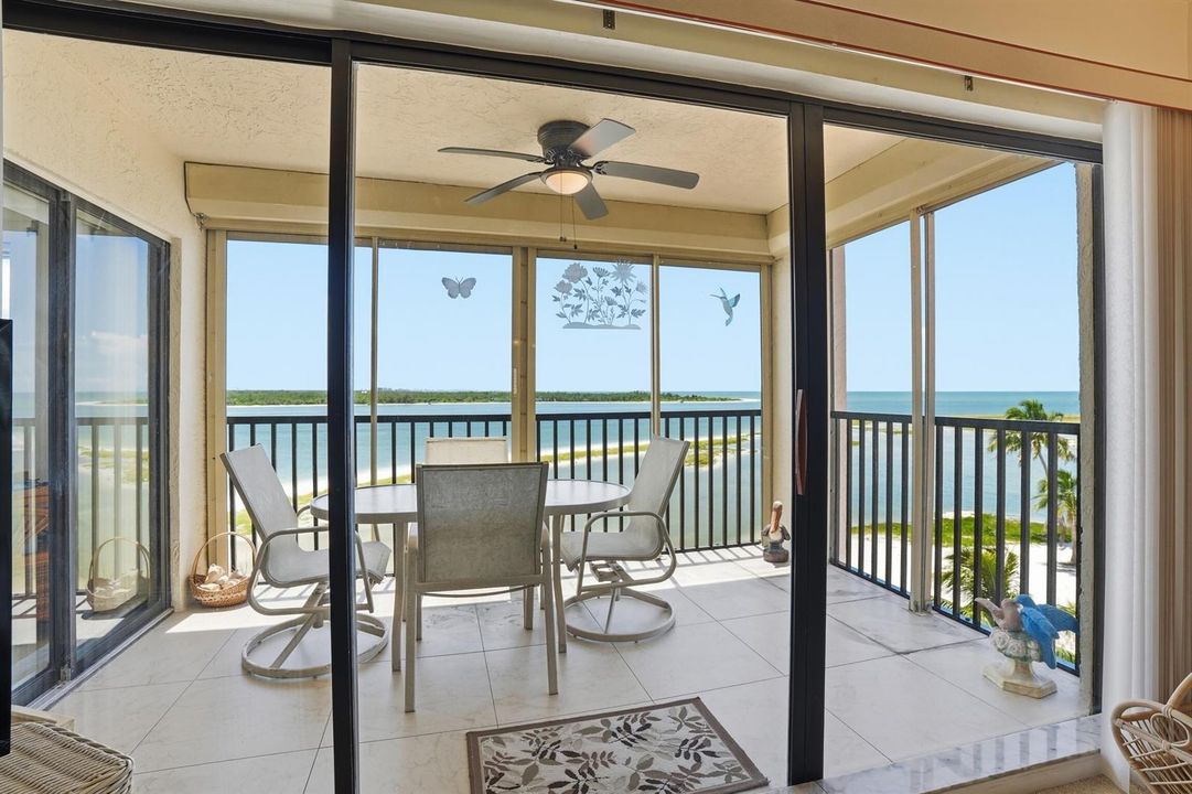 36_8402 estero blvd unit 405-035