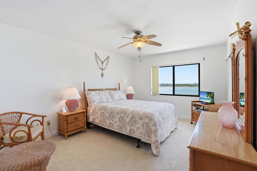 23_8402 estero blvd unit 405-023