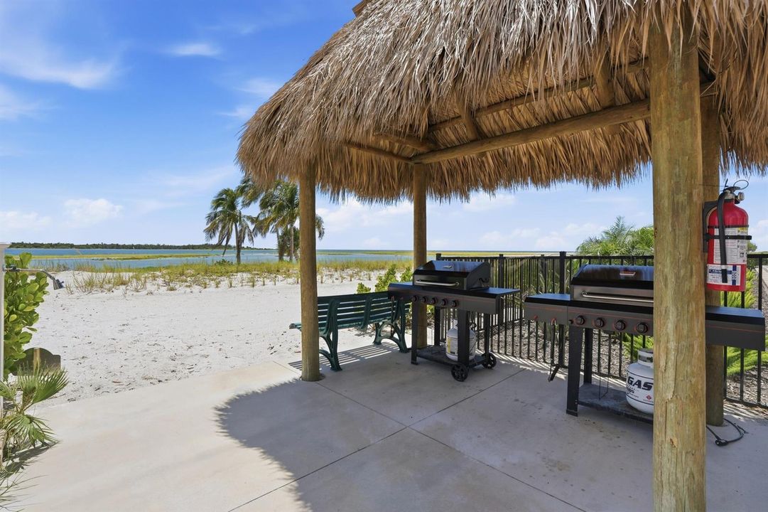 52_8402 estero blvd unit 405-046