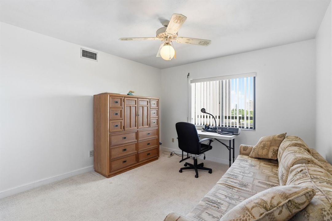 32_8402 estero blvd unit 405-032