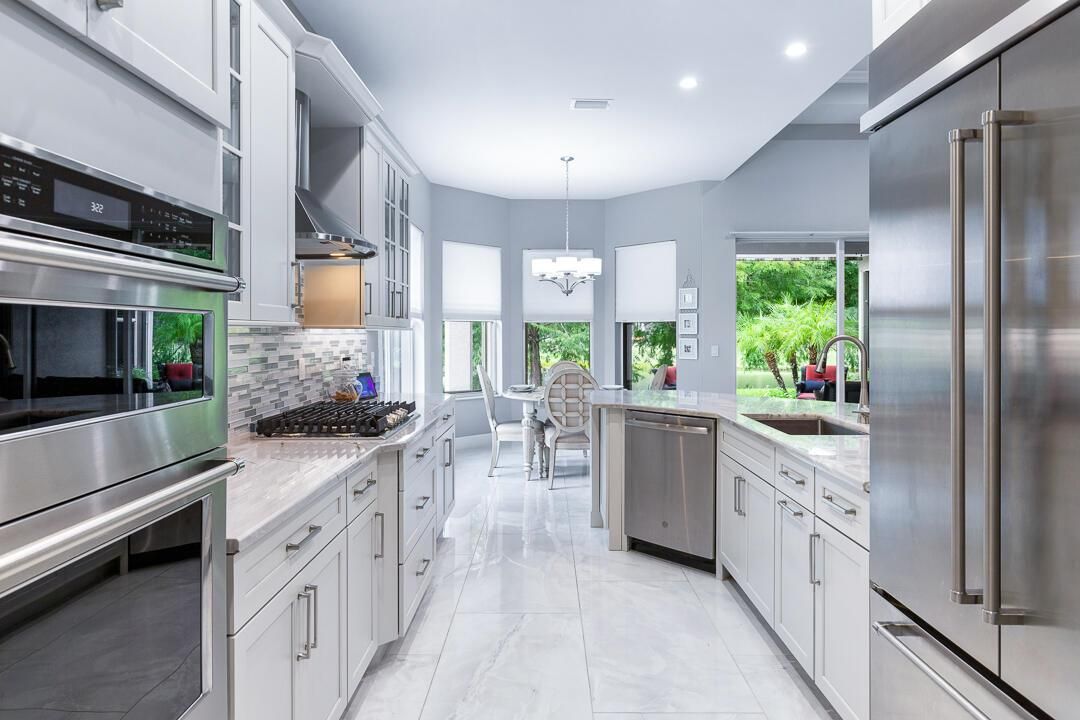 724 SW Pebble Lane-9 - Copy