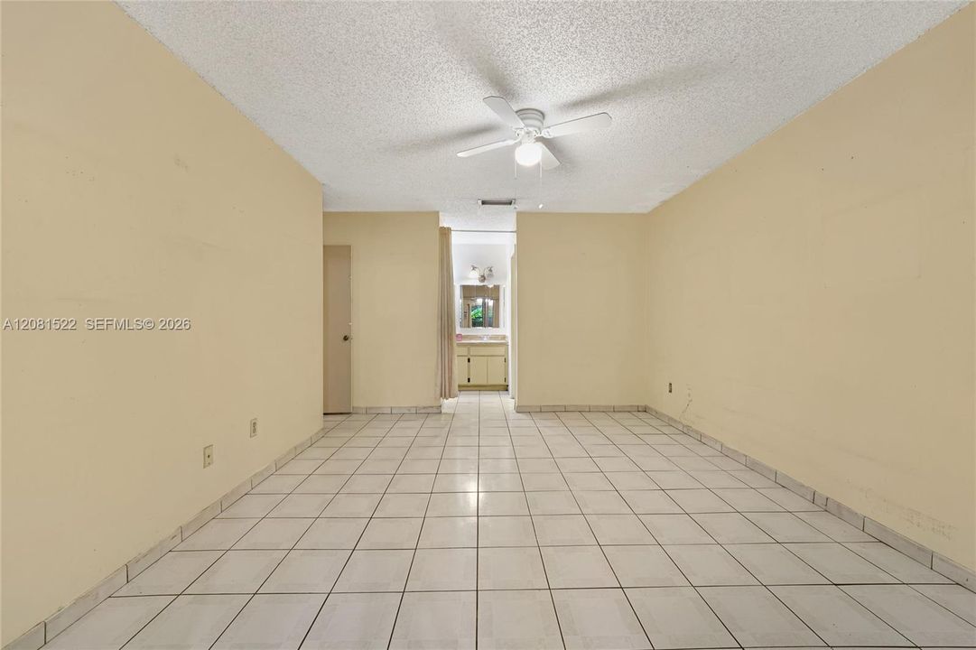En Venta: $390,000 (3 camas, 2 baños, 1481 Pies cuadrados)