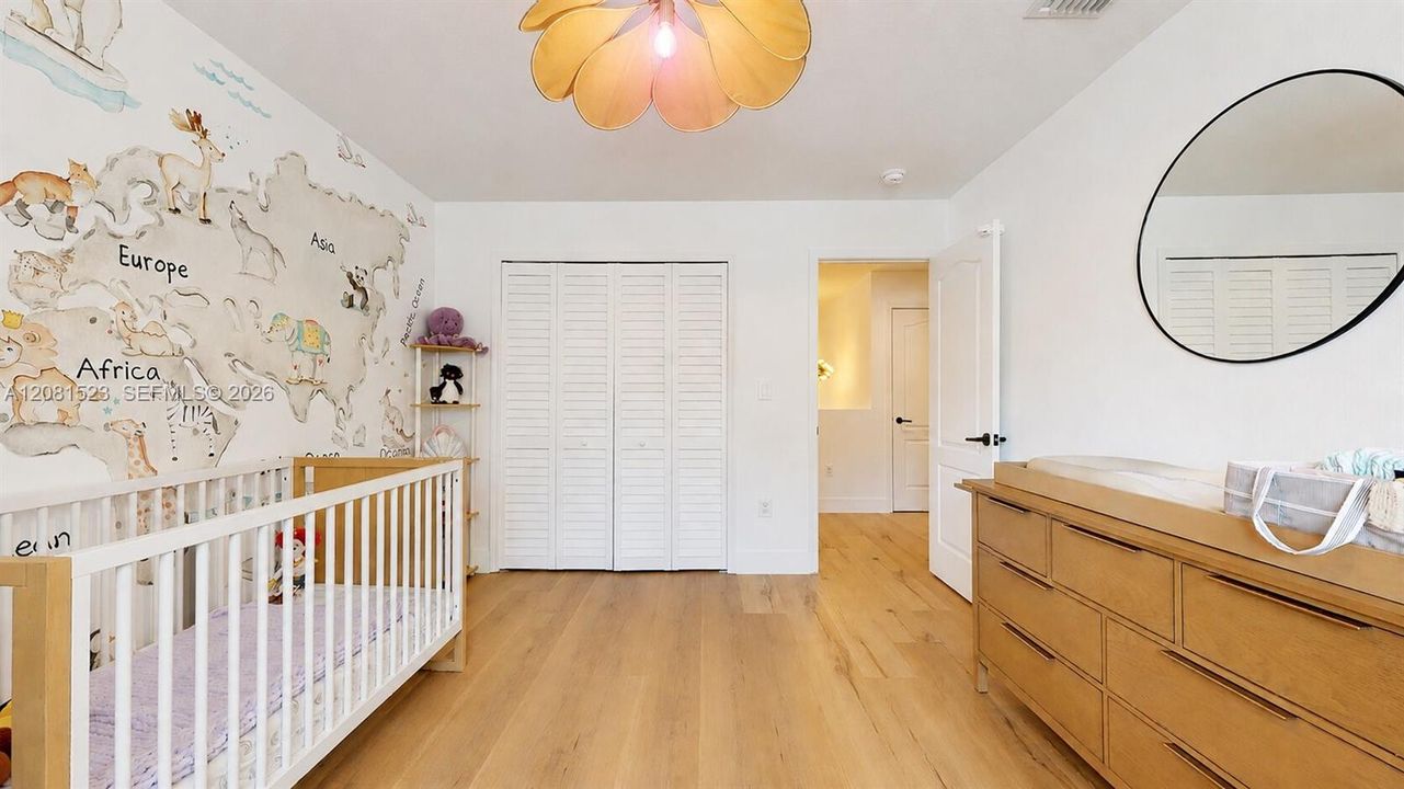 For Rent: $7,000 (5 beds, 2 baths, 2446 Square Feet)