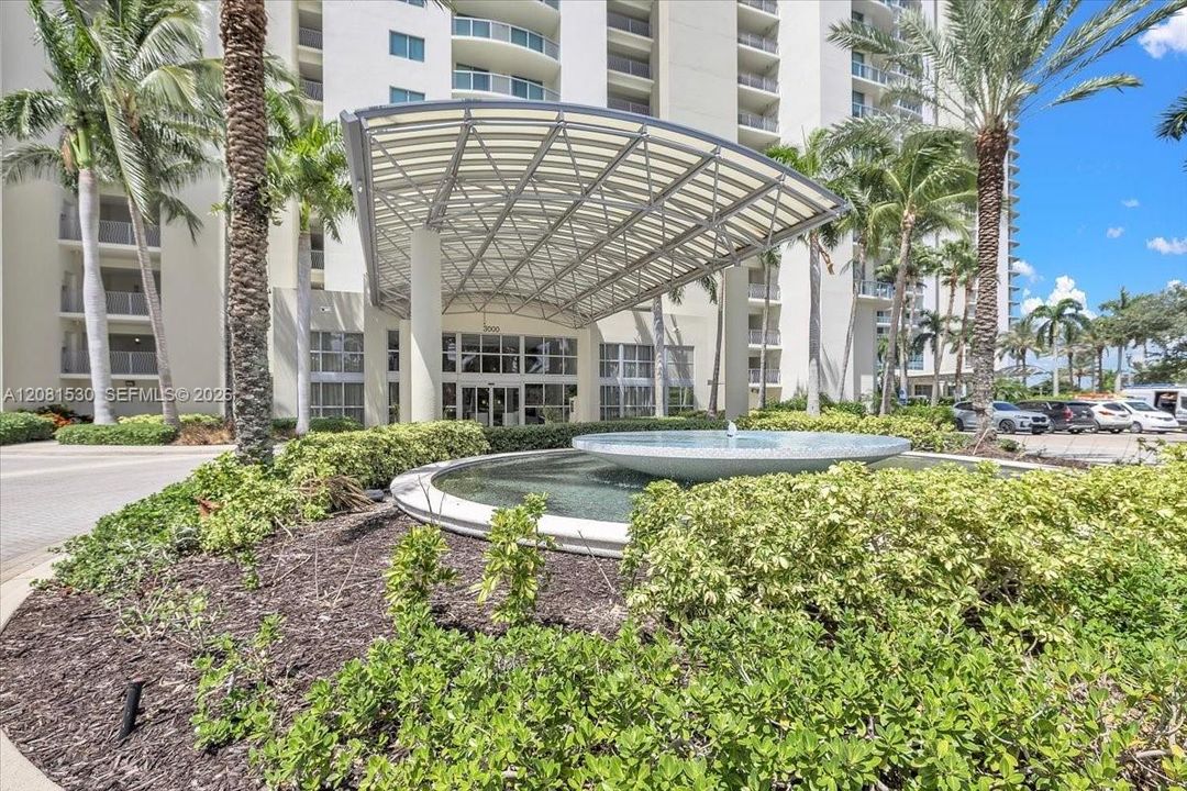 For Sale: $250,000 (2 beds, 2 baths, 1180 Square Feet)