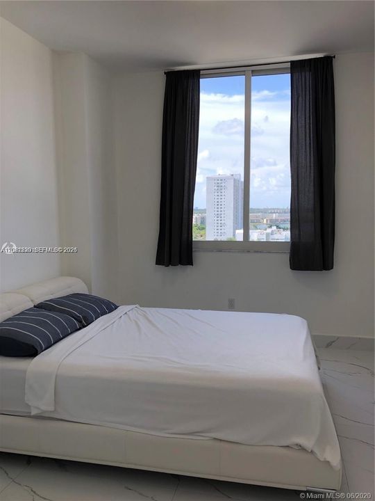 В аренду: $3,150 (2 спален, 2 ванн, 1074 Квадратных фут)