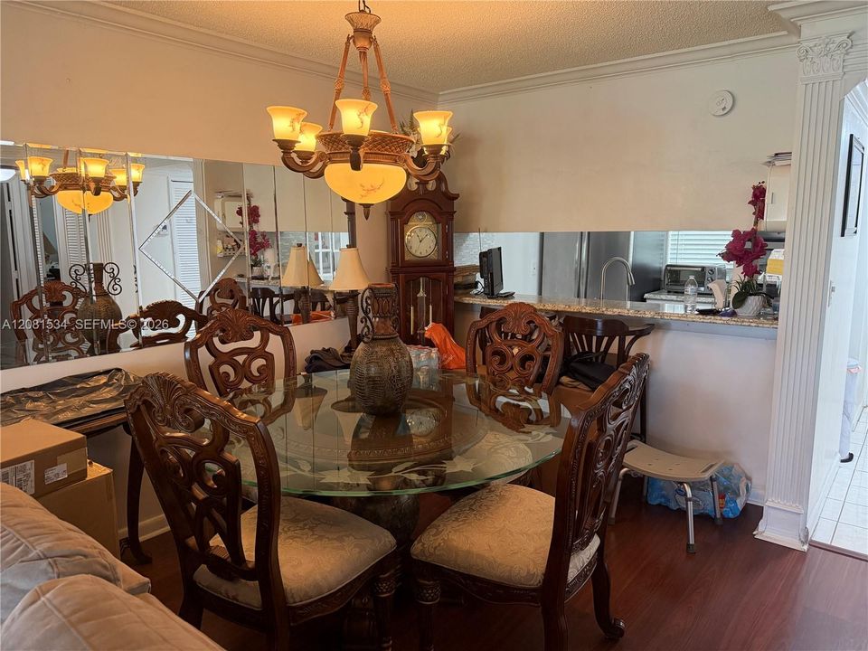 En Venta: $205,000 (2 camas, 1 baños, 832 Pies cuadrados)