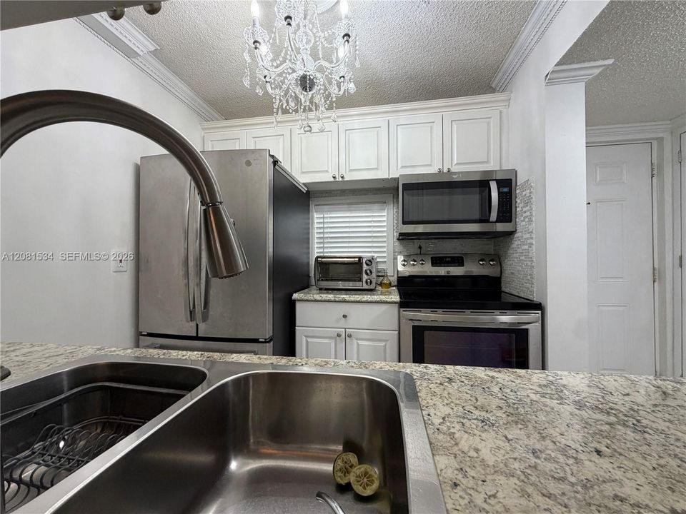En Venta: $205,000 (2 camas, 1 baños, 832 Pies cuadrados)