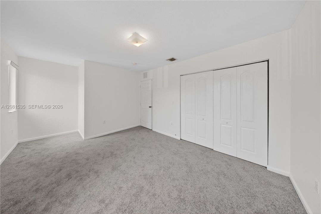 В аренду: $2,375 (2 спален, 2 ванн, 1314 Квадратных фут)