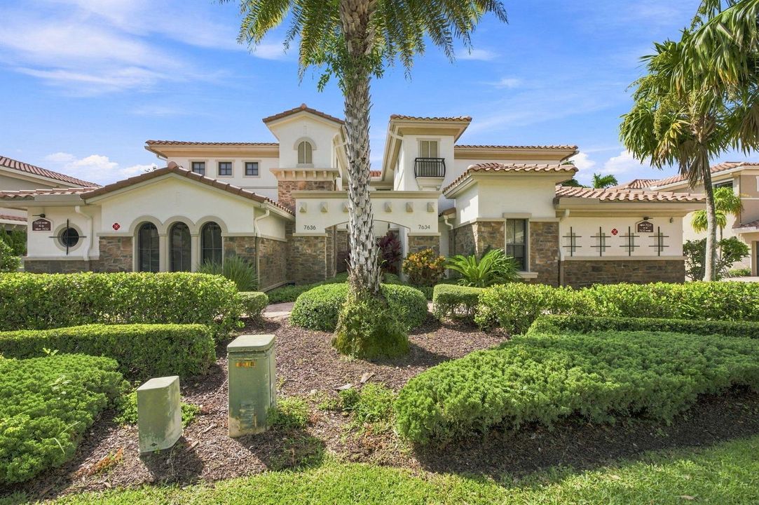 4-web-or-mls-7634-old-thyme-ct