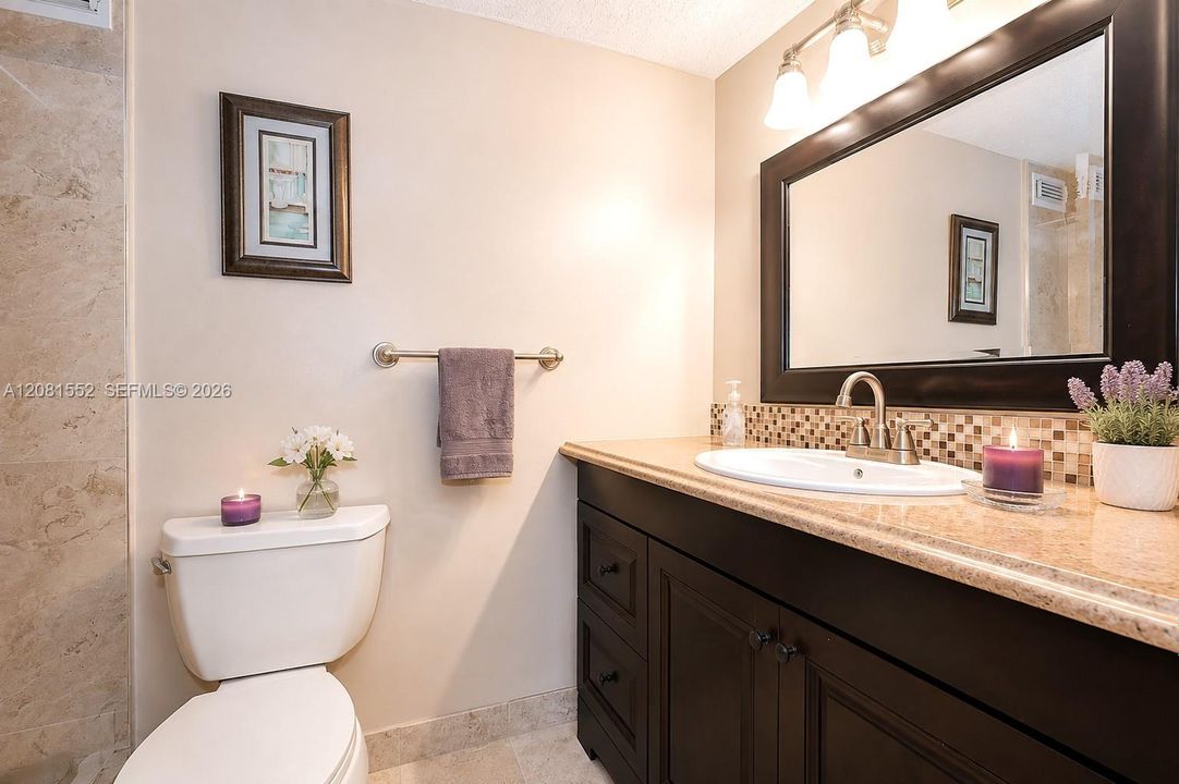 For Rent: $2,300 (2 beds, 2 baths, 1092 Square Feet)