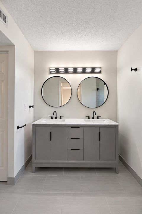 232 Maplecrest Cir-Jupiter, FL, United S